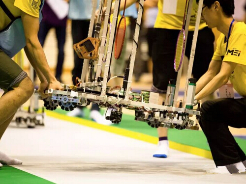 安博电子·官网首页_安博集团全向轮助阵全国大学生机器人赛-3.jpg